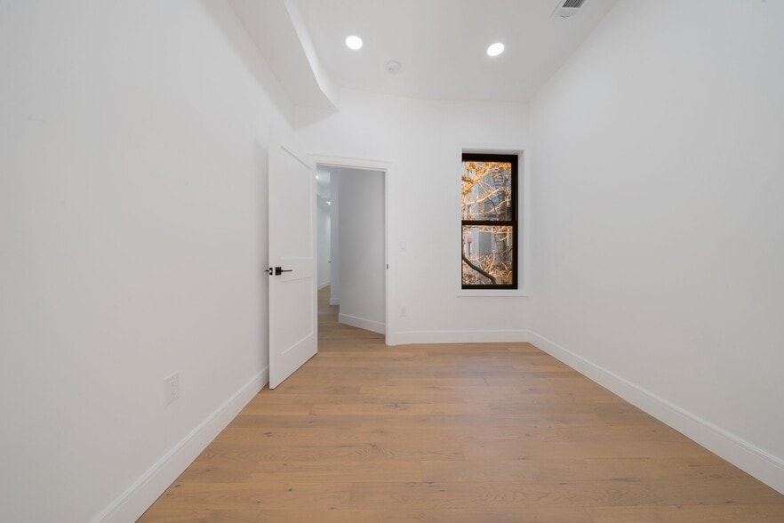 More Photos Of 1277 Lincoln Pl, Brooklyn Apartments For Sale