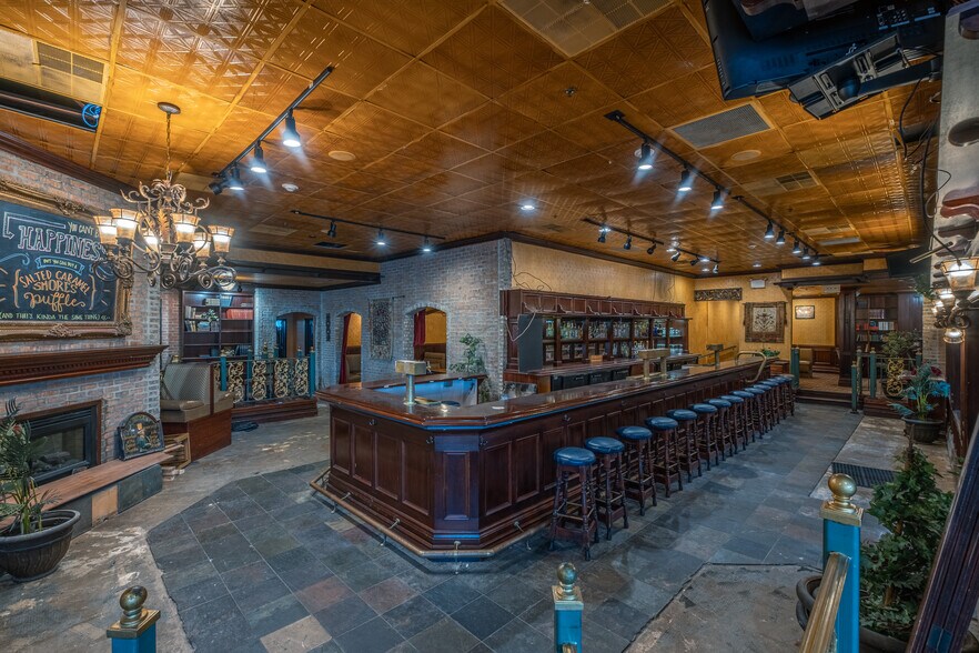 More Photos Of 148 Sheraton Dr, New Cumberland Apartments For Sale