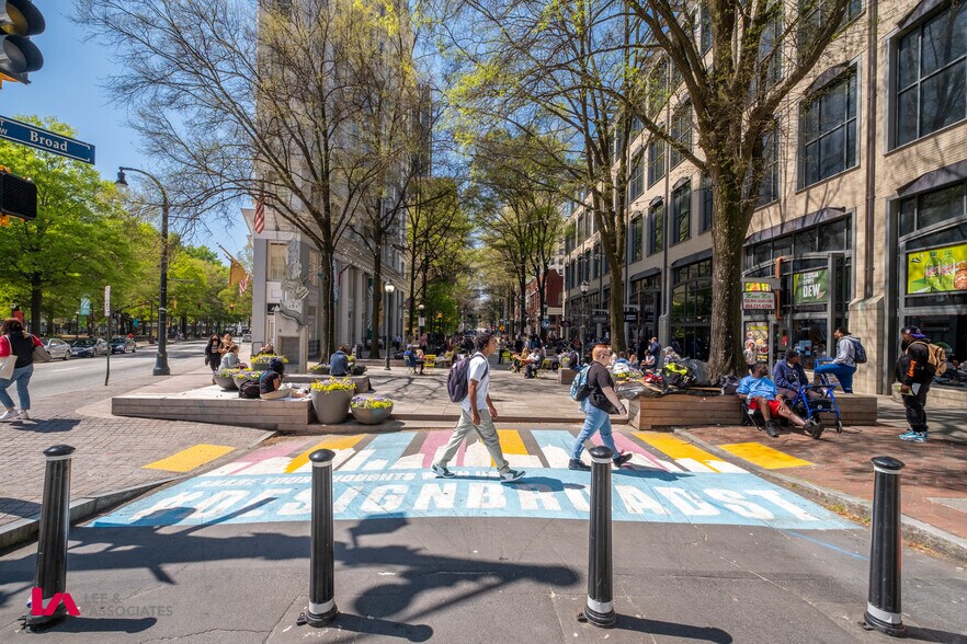 More Photos Of 84 Peachtree St Nw, Atlanta Office For Sale