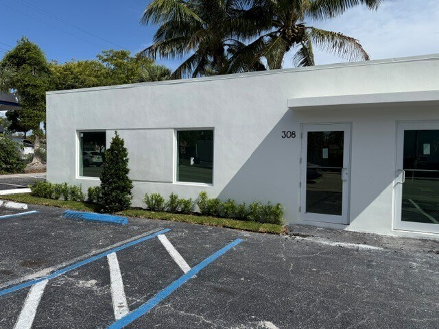 More Photos Of 302-308 Lucerne Ave, Lake Worth Office For Lease