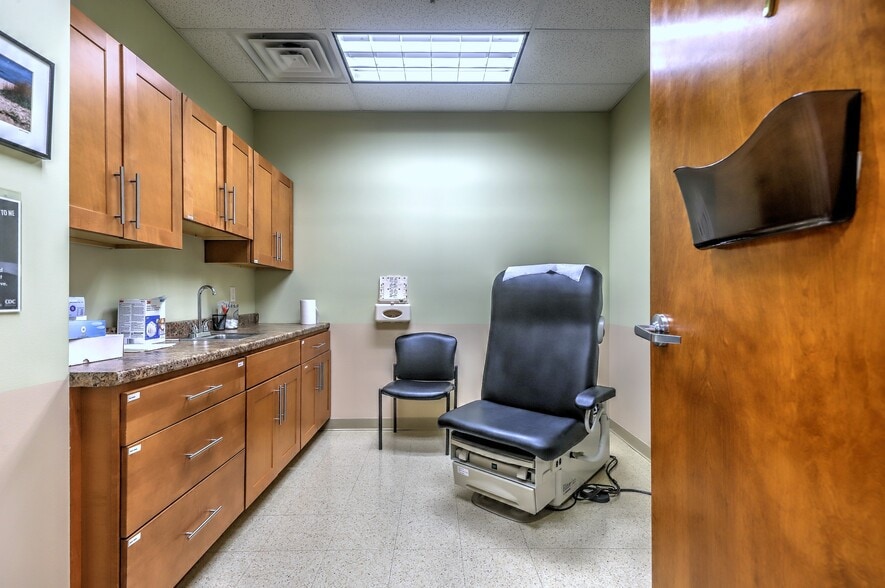 More Photos Of 236 Boston Post Rd, Orange Medical For Lease