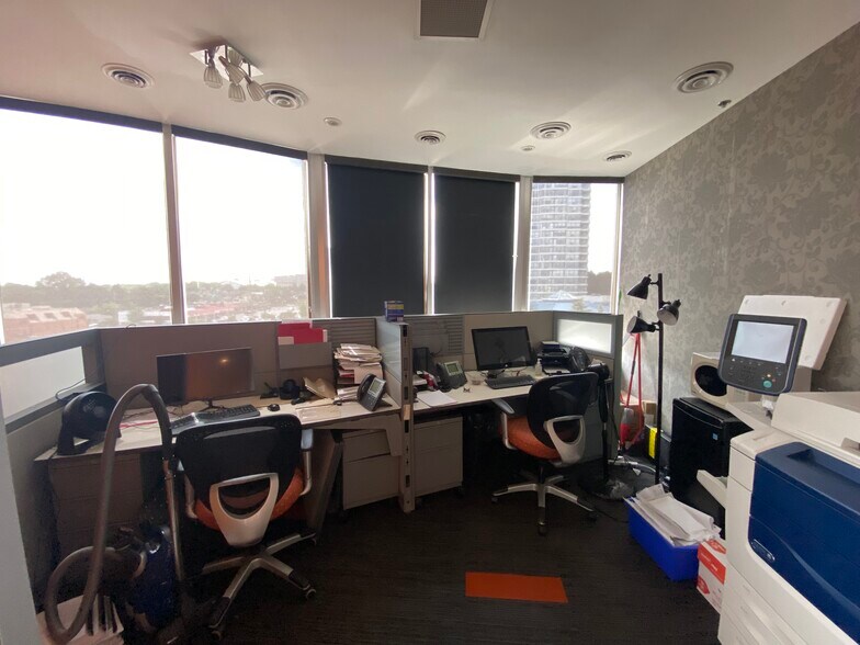 More Photos Of 7368 Yonge St, Vaughan Office For Sale