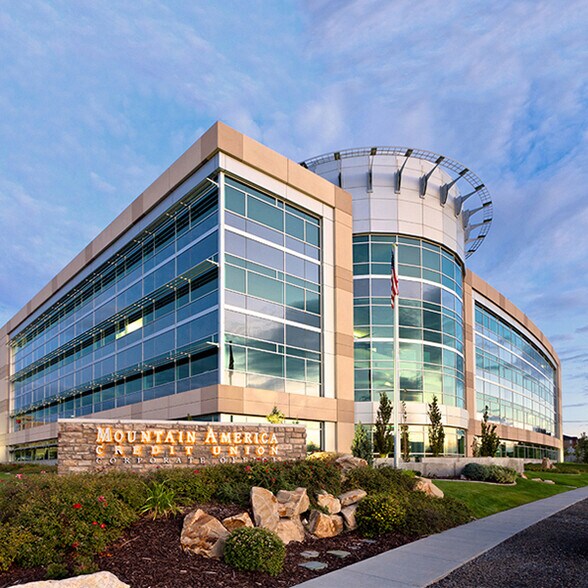 More Photos Of 7181 S Campus View Dr, West Jordan Office For Lease
