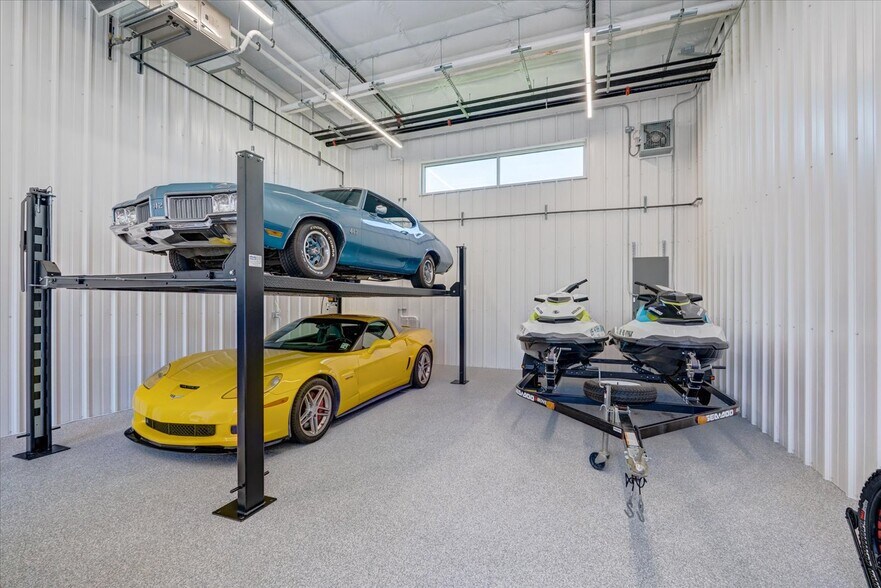 More Photos Of 644 Liberty Dr #A, Verona Warehouse For Sale