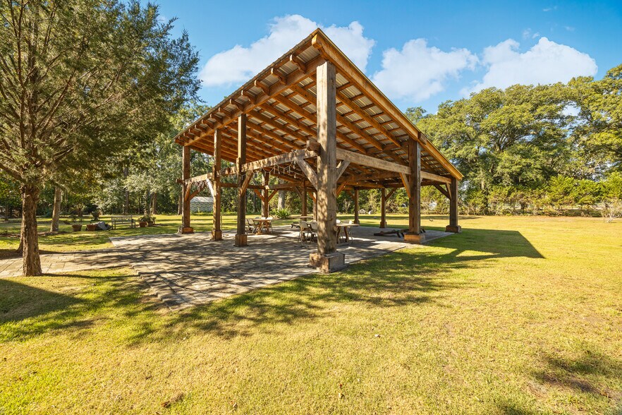 More Photos Of 438 Kessler Loop, Guyton Hospitality For Sale