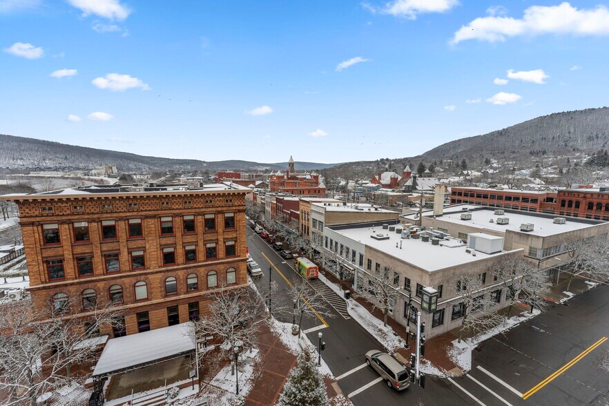 More Photos Of 1 W Market St, Corning Office For Lease