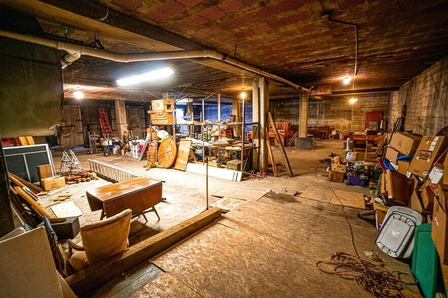 More Photos Of 604 E Wisconsin St, Sparta Industrial For Sale