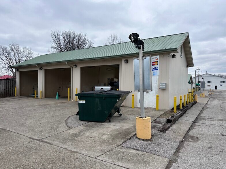 More Photos Of 701 Chestnut St, South Charleston Carwash For Sale