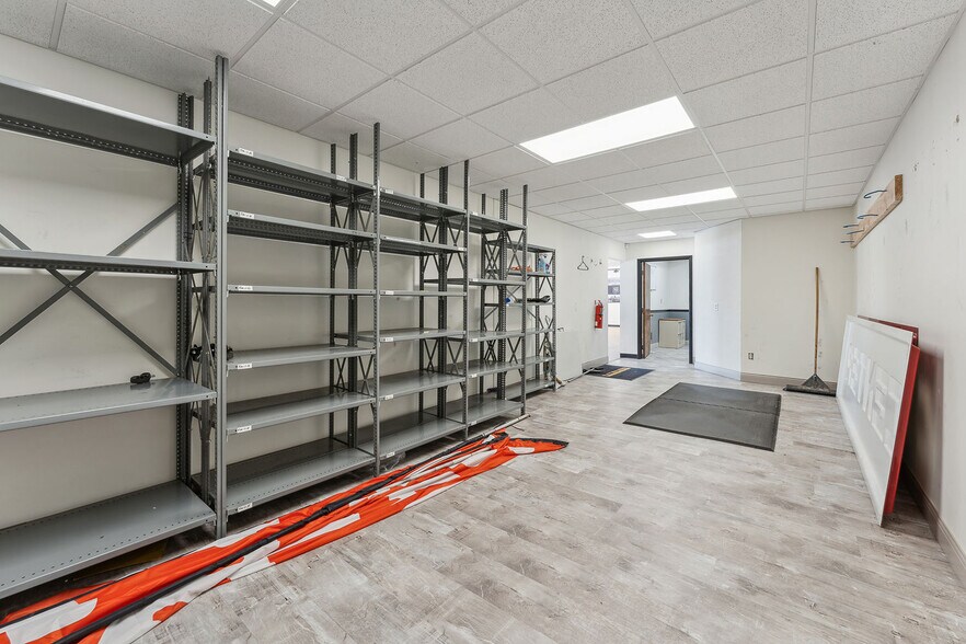 More Photos Of 1375 E Main St, Reedsburg Freestanding For Lease