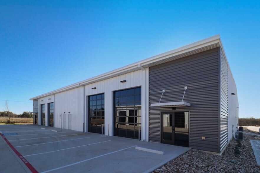 More Photos Of 181 Market, Georgetown Unknown For Lease