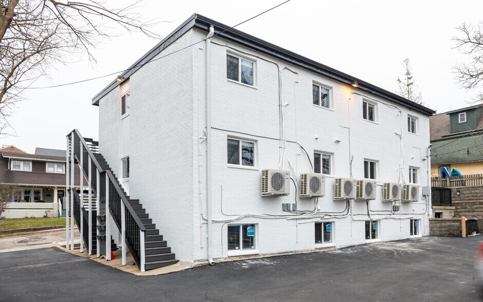 More Photos Of 320 Koch Ave, Ann Arbor Apartments For Sale