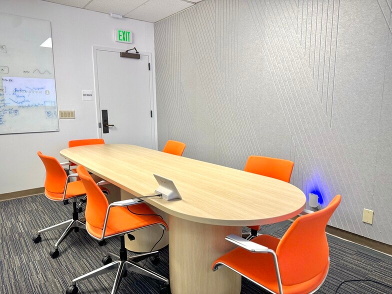 More Photos Of 888 Villa St, Mountain View Office For Lease