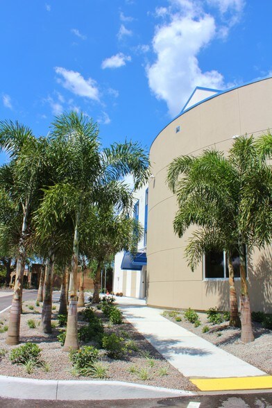 More Photos Of 2560 Gulf to Bay Blvd, Clearwater Office For Lease