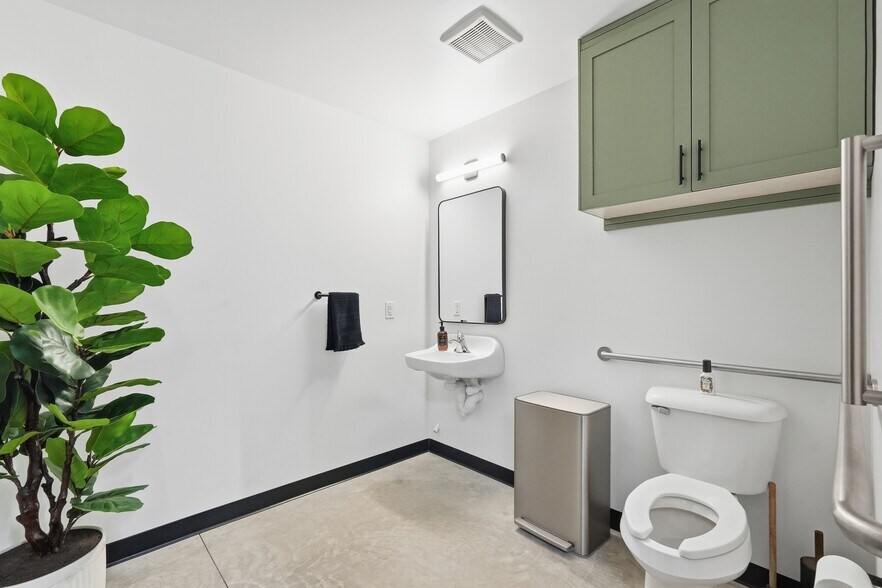 More Photos Of 6580 Lake Rd, Windsor Warehouse For Sale