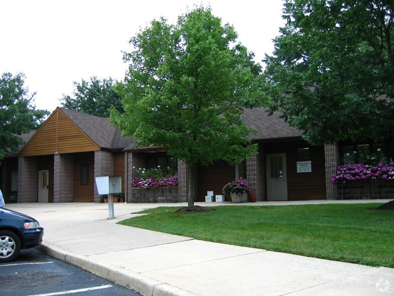 More Photos Of 445 White Horse Ave, Hamilton Office For Lease