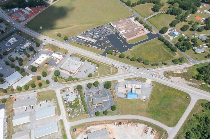 More Photos Of Hwy 24, Anderson Land For Lease