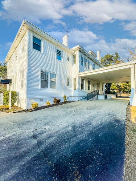 Primary Photo Of 509 Nash St W, Wilson Loft Creative Space For Sale