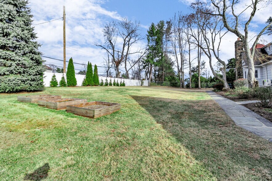 More Photos Of 475 Dobbs Ferry Rd, White Plains Apartments For Lease