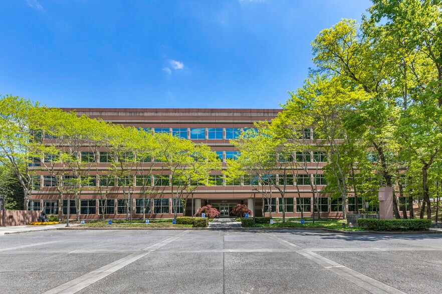 More Photos Of 5780 Powers Ferry Rd NW, Atlanta Unknown For Lease