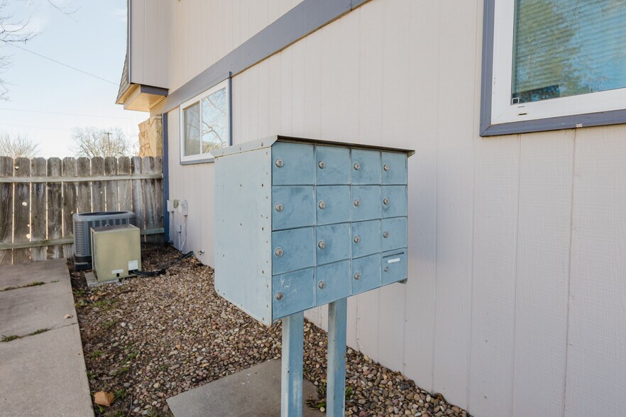 More Photos Of 3007 Sierra Pky, Hutchinson Apartments For Sale
