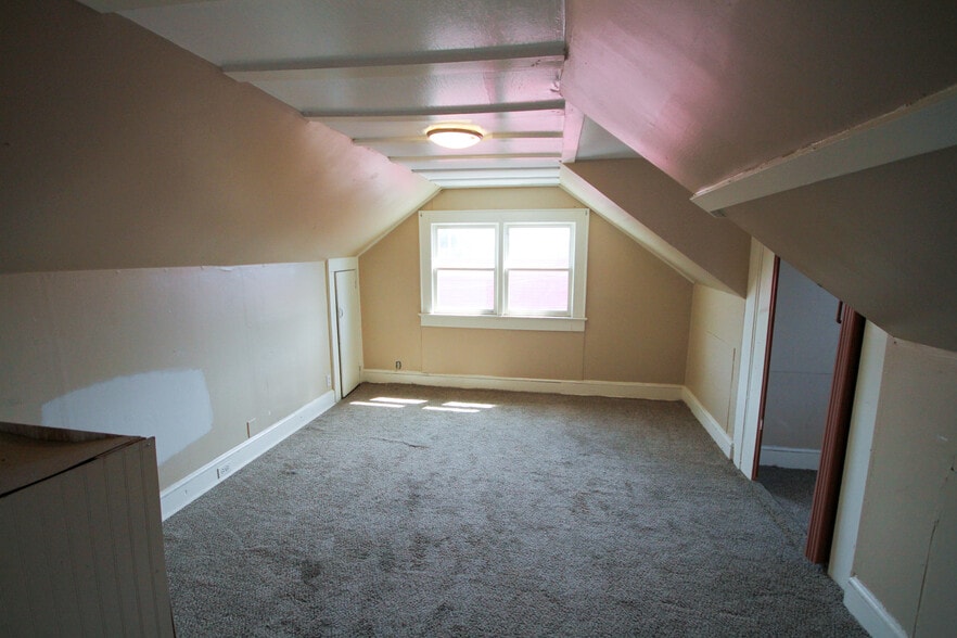 More Photos Of 1909 Cherry Rd, Rock Hill Office For Sale