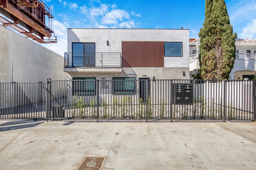 More Photos Of 1857 Crenshaw Blvd, Los Angeles Apartments For Sale