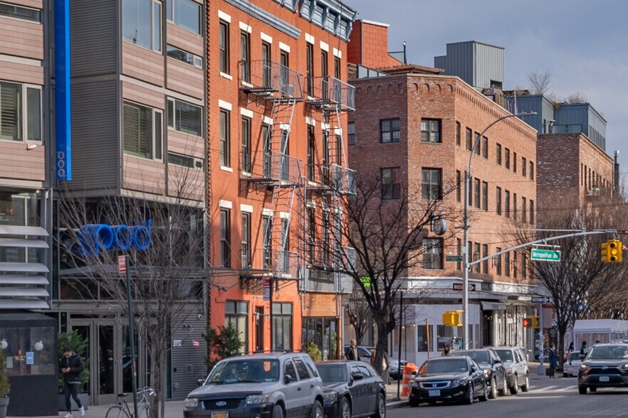 More Photos Of 251-253 Metropolitan Ave, Brooklyn Apartments For Lease