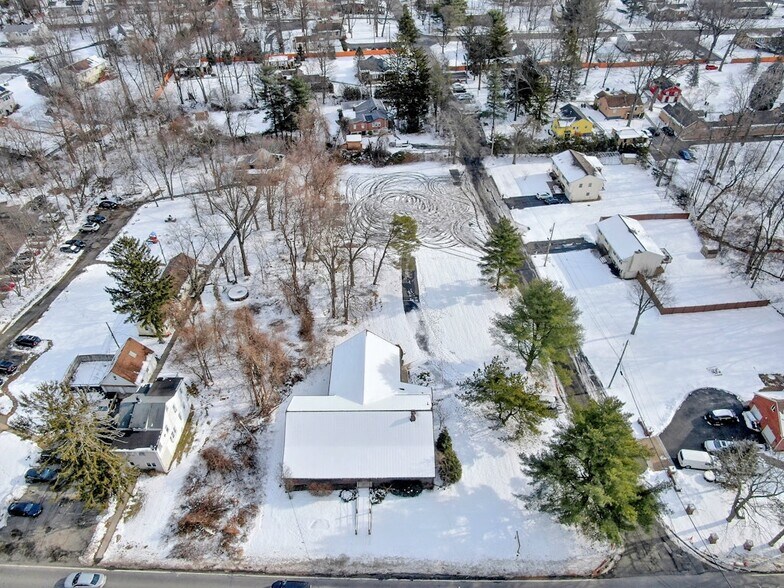 More Photos Of 195 W Clarkstown Rd, New City Specialty For Sale