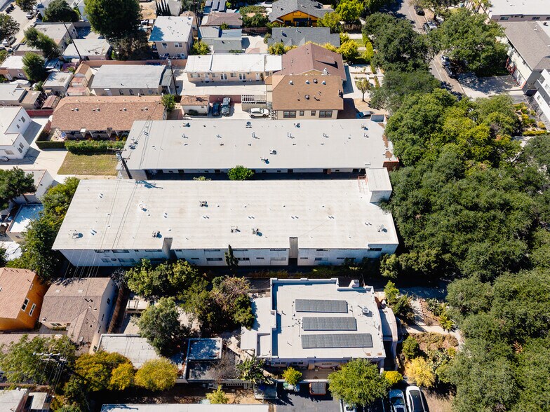 More Photos Of 332 Riverdale Dr, Glendale Apartments For Sale