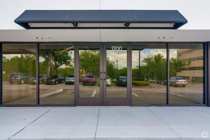 More Photos Of 2160 W State Road 434, Longwood Office For Lease