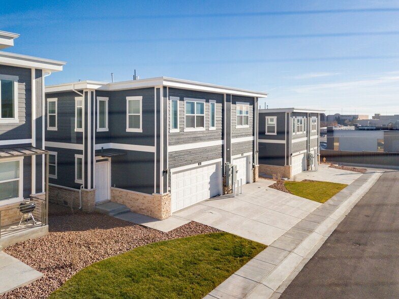 More Photos Of 3547-3607 E Uintah St, Colorado Springs Apartments For Sale