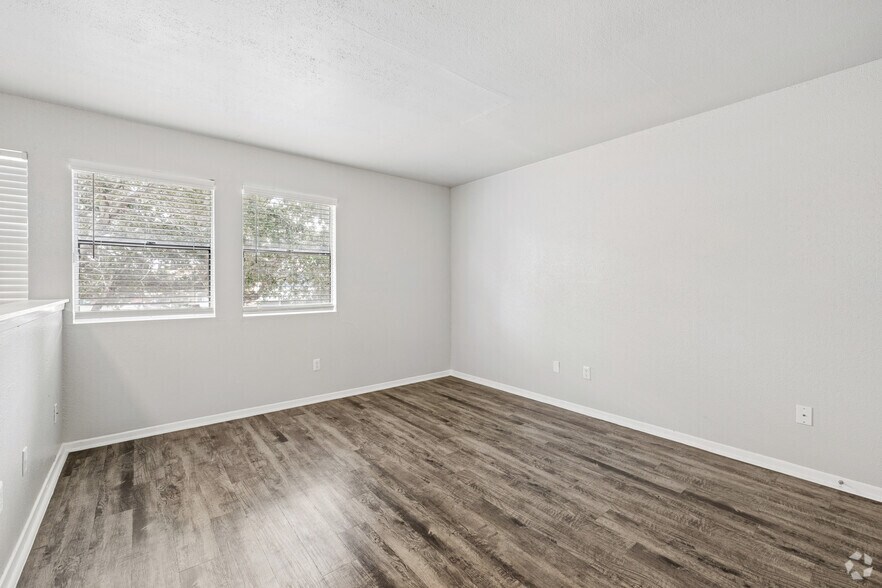 More Photos Of 6947 Everhart Rd, Corpus Christi Apartments For Sale