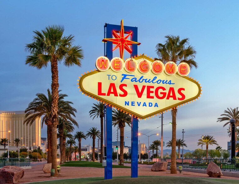 More Photos Of 601-649 N Stephanie St, Henderson Unknown For Lease