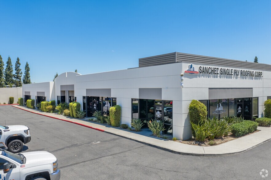 Primary Photo Of 1269 W Pomona Rd, Corona Flex For Lease