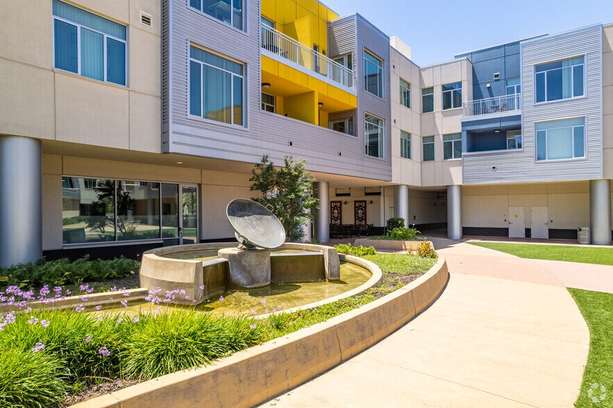 More Photos Of 195 Page Mill Rd, Palo Alto Apartments For Lease