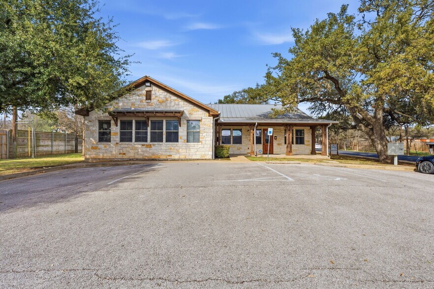 More Photos Of 5901 Old Fredericksburg Rd, Austin Office For Sale