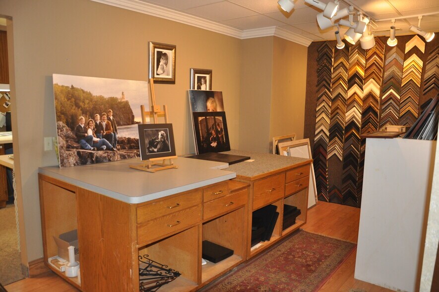 More Photos Of 113 Locust St, Monticello Office For Lease