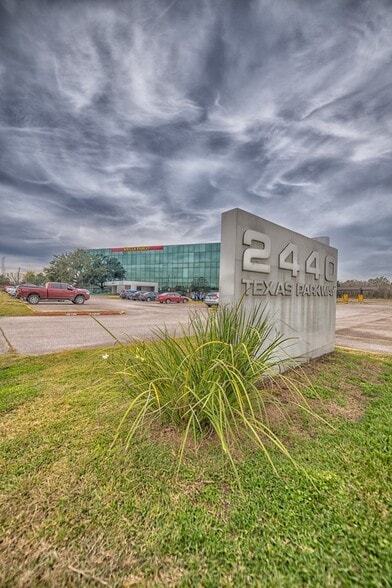 More Photos Of 2440 Texas Pky, Missouri City Office For Lease