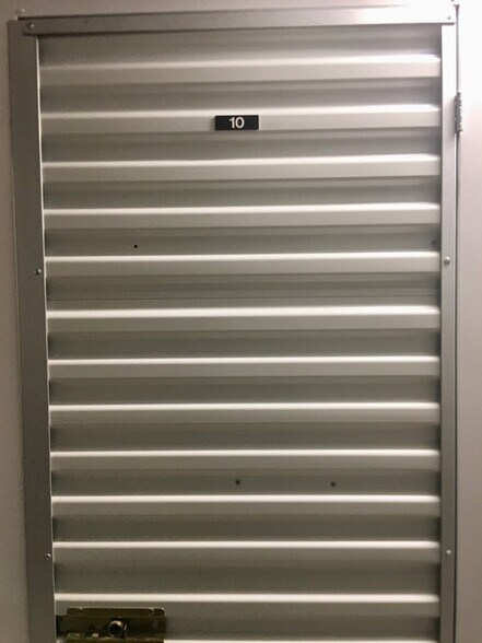 More Photos Of 1455 NW 11th Ave, Portland Apartments For Lease