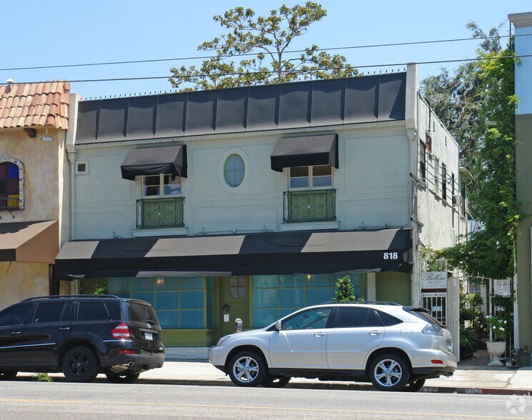 More Photos Of 818-820 N La Cienega Blvd, West Hollywood Office For Lease