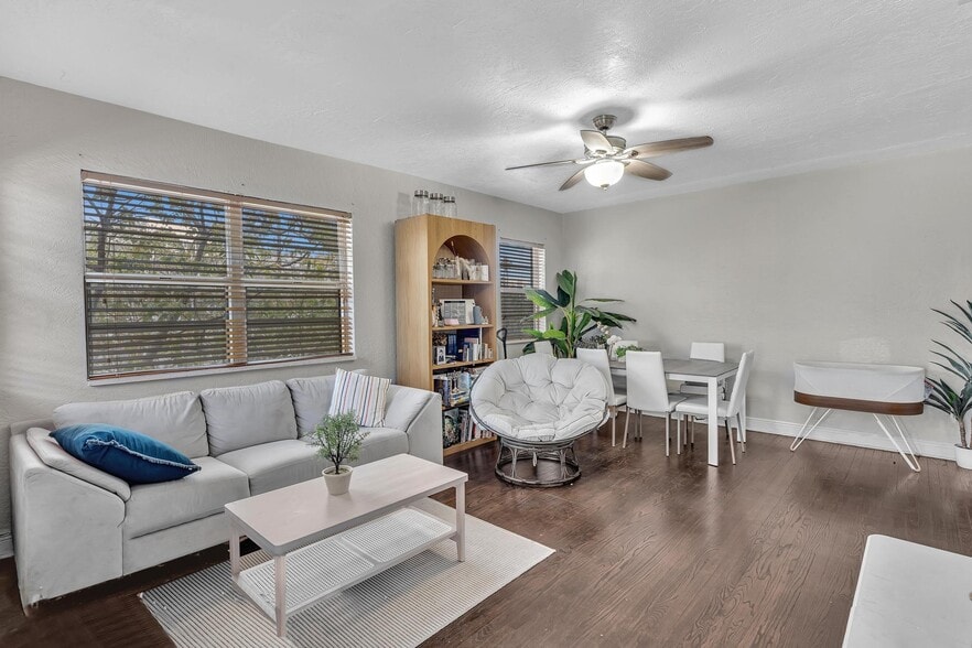 More Photos Of 836 W 40th St, Miami Beach Apartments For Sale