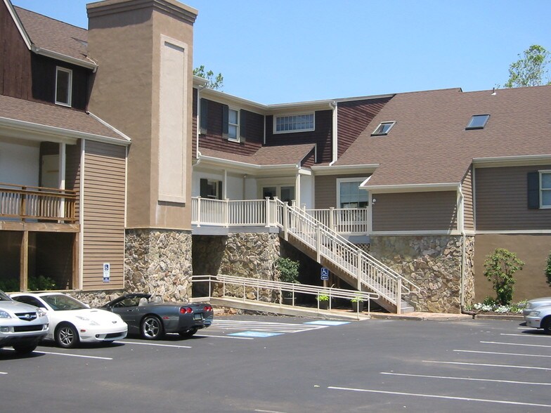 More Photos Of 33 S Delaware Ave, Yardley Office Residential For Lease