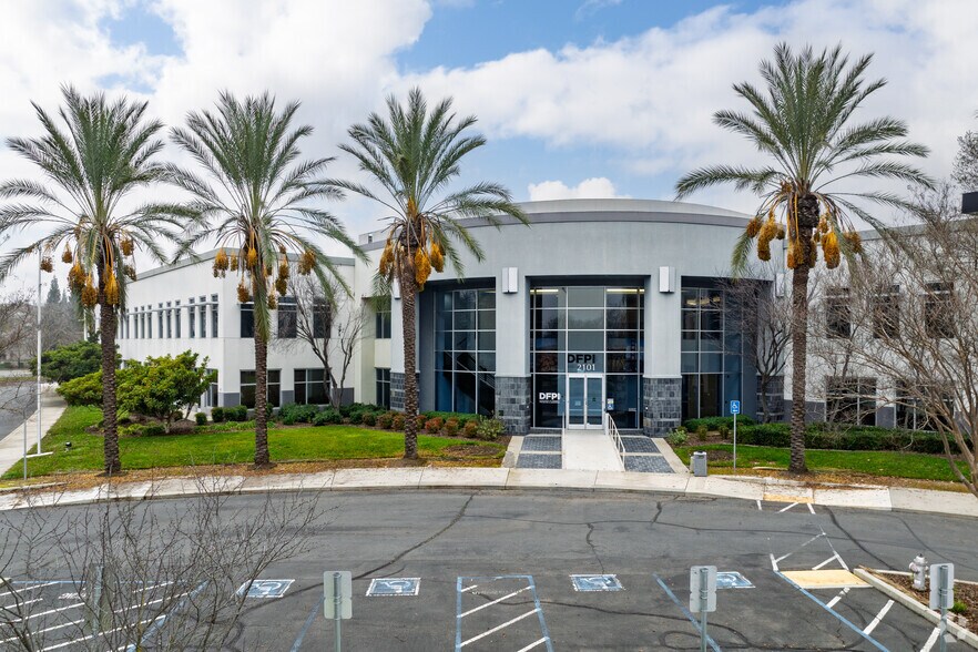More Photos Of 2101 Arena Blvd, Sacramento Office For Sale