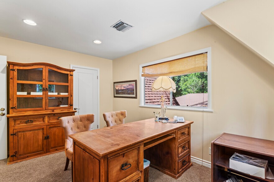 More Photos Of 27180 Highway 189, Blue Jay Office For Sale