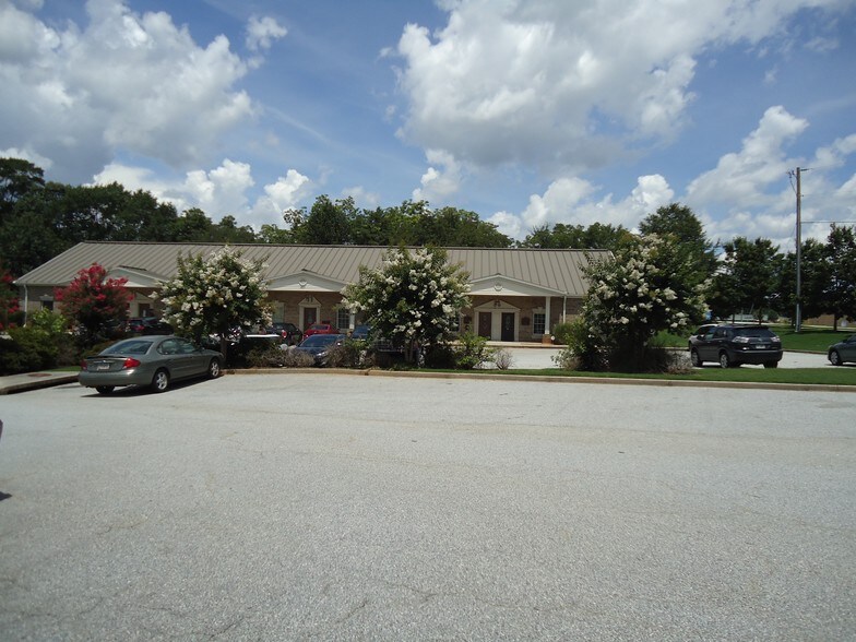 More Photos Of 3925 Harrison Rd, Loganville Office For Sale