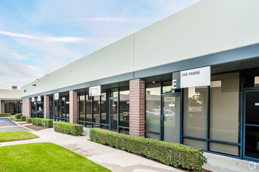 More Photos Of 18092 Sky Park Cir, Irvine Light Manufacturing For Lease