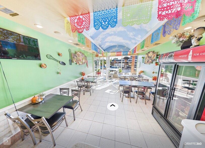 More Photos Of 76 N Maple Ave, Ridgewood General Retail For Lease