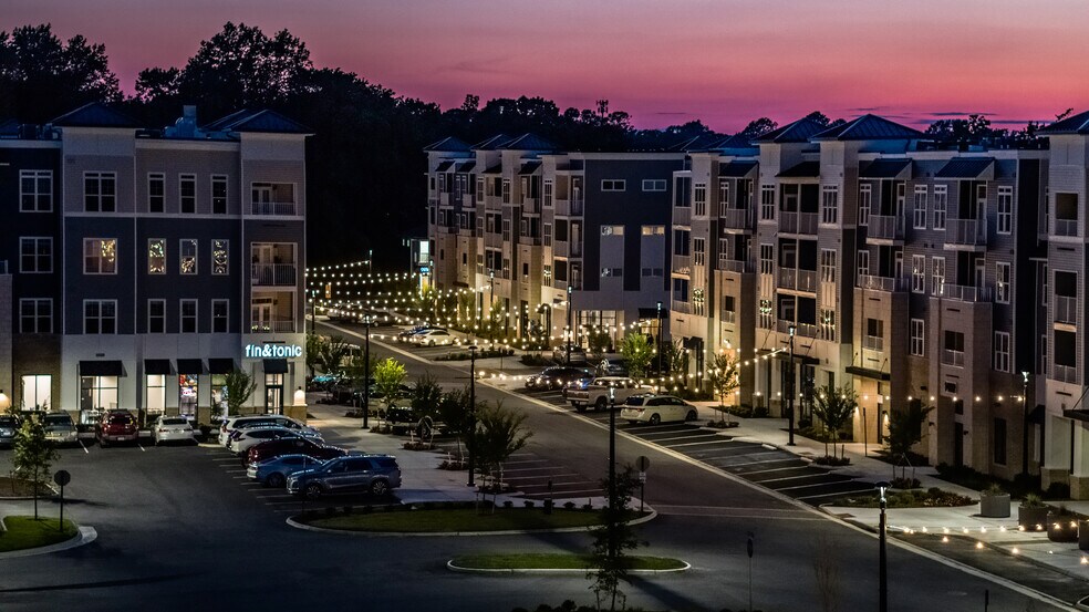 More Photos Of Bridgeport Way & Knotts Point Lane, Suffolk Unknown For Lease