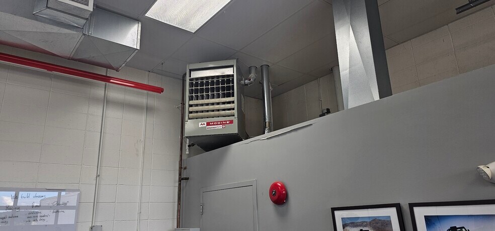 More Photos Of 45B Miry Brook Rd, Danbury Manufacturing For Sale