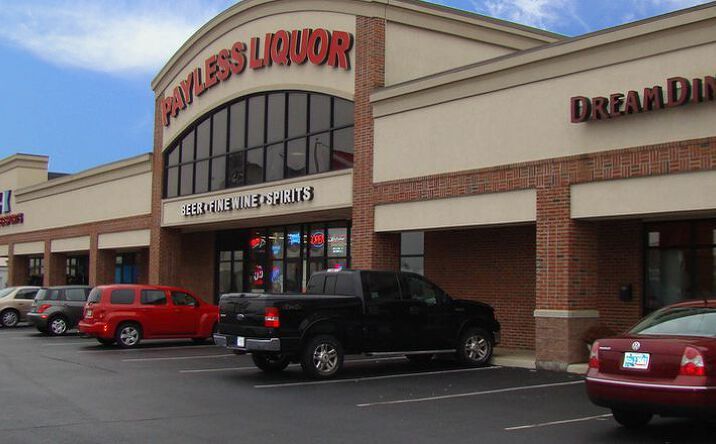 Primary Photo Of 9520 Uptown Dr, Indianapolis Storefront For Lease